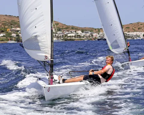 Naviguer sur le dériveur RS Aero